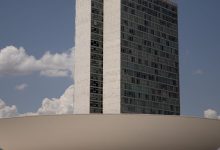 CPMI do INSS aprova prisão preventiva de 21 investigados