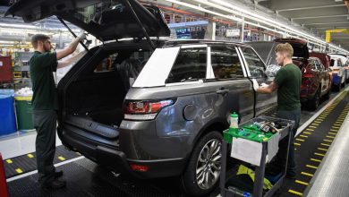 Jaguar Land Rover revela roubo de dados em ciberataque disruptivo