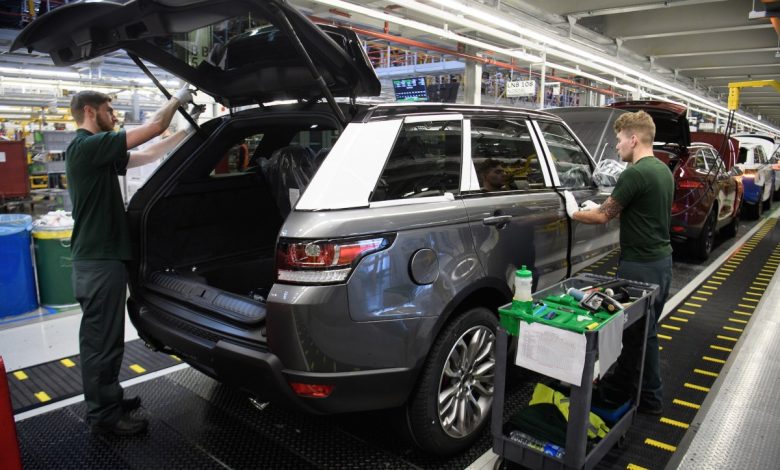 Jaguar Land Rover revela roubo de dados em ciberataque disruptivo
