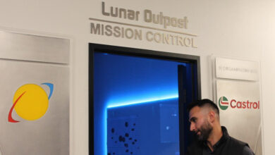 Lunar Outpost inicia controle da missão do rover lunar