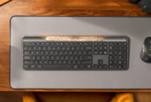 Logitech lança teclado solar que funciona com qualquer luz
