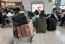 Aeroportos europeus enfrentam problemas de mobilidade após ataque