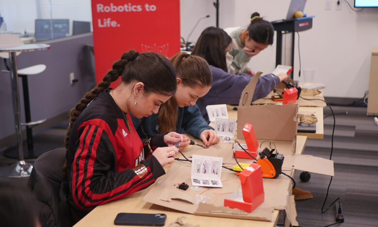 MassRobotics incentiva meninas a aplicar para Jumpstart Fellowship