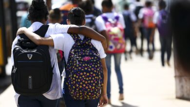 Ministério da Saúde convoca adolescentes para vacinação contra HPV