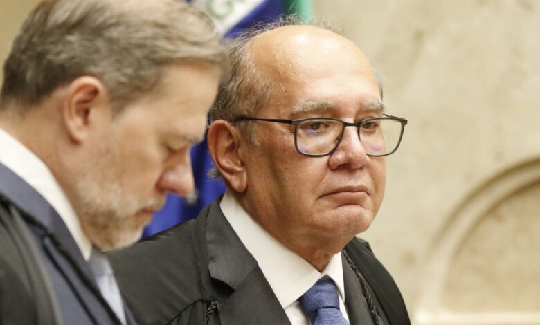 Mendes solicita parecer sobre recurso contra impeachment de ministros