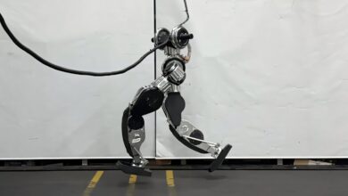 Rede neural faz robô humanoide dançar moonwalk