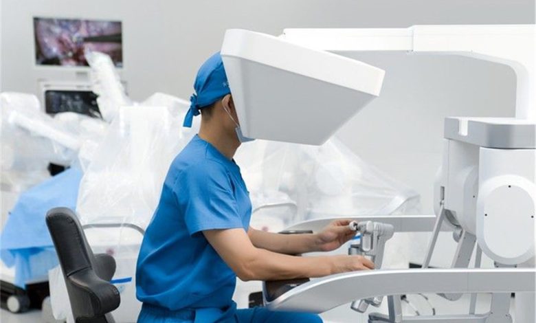 Ronovo Surgical avança com robô Carina e investimento de $67M