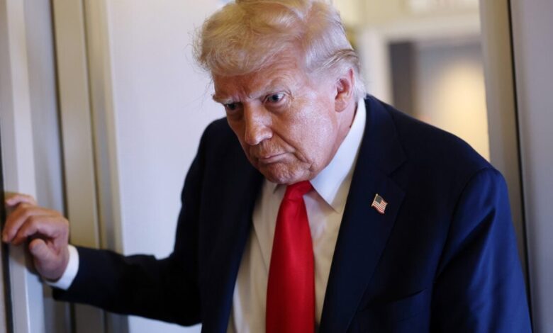 Trump sugere que redes críticas percam licença de transmissão