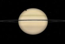 NASA observa sombra da lua Titan sobre Saturno em 4 de set