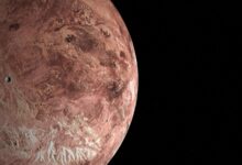 James Webb detecta gás fluorescente em planeta-anão, mostra estudo