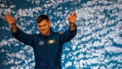 NASA prepara astronauta para missão lunar com habilidades de piloto