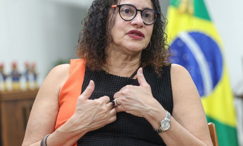 Ministério da Saúde destaca vacina contra negacionismo da covid