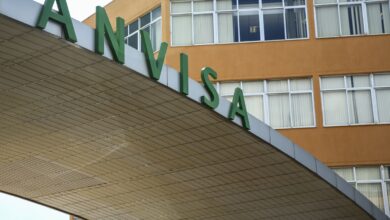 ANVISA suspende importação de radiofármacos e glicose
