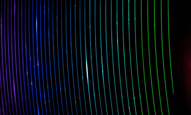 Telescópio captura espectros arco-íris de estrela binária