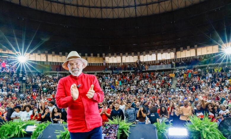 Lula defende universalização do ensino Pé-de-meia