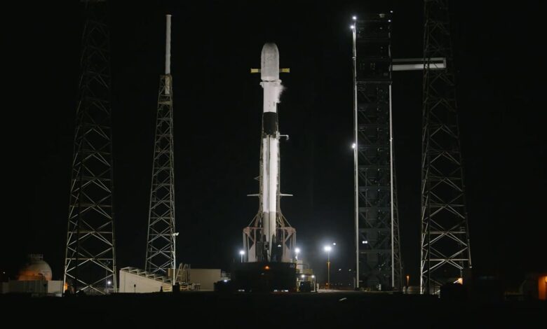 SpaceX lança 28 satélites Starlink em missão orbital