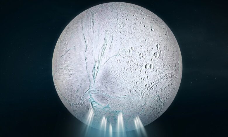 NASA detecta moléculas orgânicas no satélite Encélado