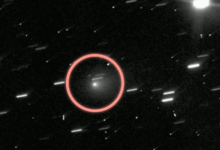 NASA descobre cometa 3I/ATLAS vazando água em alta pressão