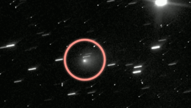 NASA descobre cometa 3I/ATLAS vazando água em alta pressão