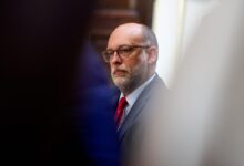 Departamento de Energia suspende US$ 7,5B em projetos de cleantech