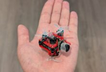 DIYer cria o menor drone FPV estável do mundo