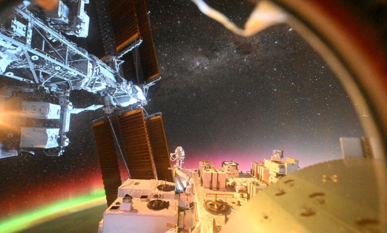NASA registra aurora deslumbrante a partir da ISS