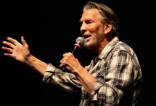 Kenny Loggins se distancia de vídeo polêmico de Trump