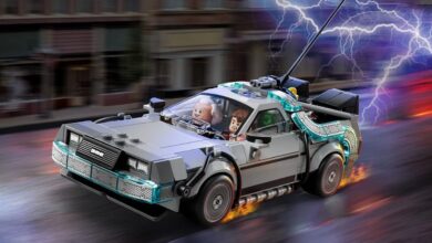 LEGO apresenta DeLorean acessível com novo design inovador