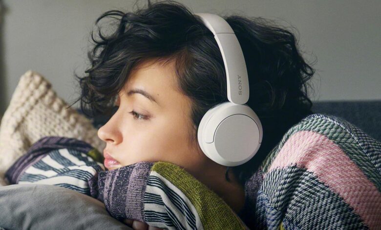 Sony WH-CH520 tem nova queda e vale quase 15× menos que AirPods Max