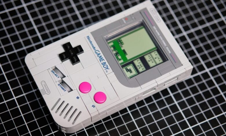 Hackeie o Game Boy da Lego para funcionar com cartuchos reais