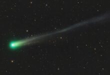 NASA observa cometa Lemmon iluminar o céu em outubro