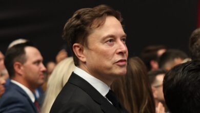 Elon Musk ignora pobreza enquanto inova com gadgets
