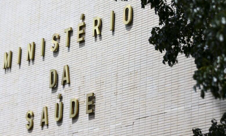Ministério da Saúde investiga casos de ingestão de metanol