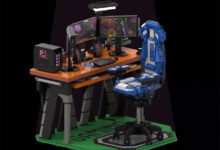 LEGO apresenta estação de gaming com 3 monitores e cadeira ajustável