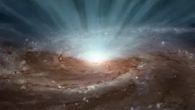 Astronomia sugere buracos negros como solução de mistério de 60 anos