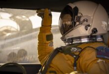 NASA equipa astronauta para missão de escaneamento da Terra