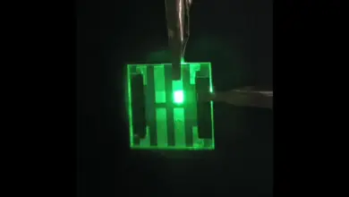 Cientistas desenvolvem tecnologia de luz fina como papel