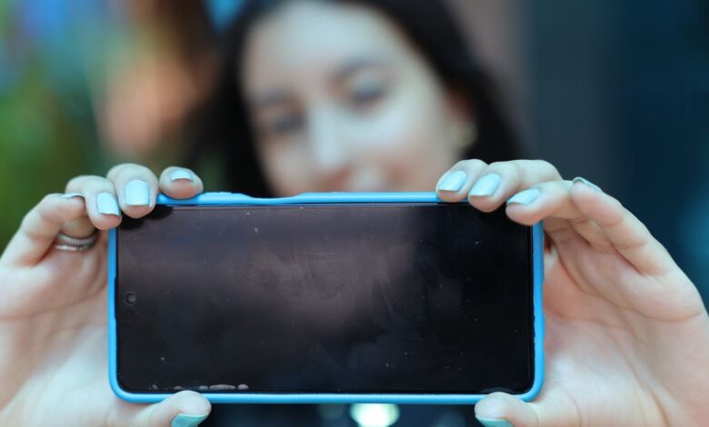 Uso da internet nas escolas cai de 51% para 37% entre adolescentes
