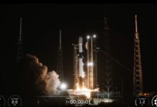 SpaceX lança 28 satélites Starlink e recupera foguete no mar