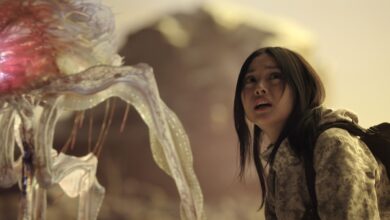 Mitsuki conecta a alienígena Apex na missão de Invasion 3