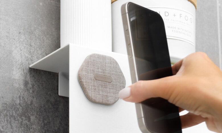 Acessório MagSafe transforma paredes em suporte para iPhone