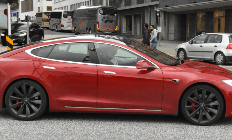 Tesla e Red Bull são alvo de ataque de phishing