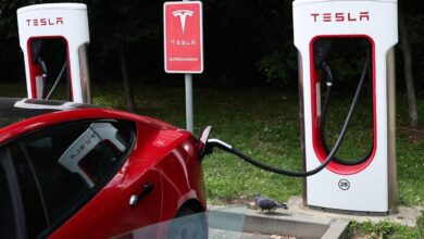 Tesla aumenta preços após fim de incentivos governamentais
