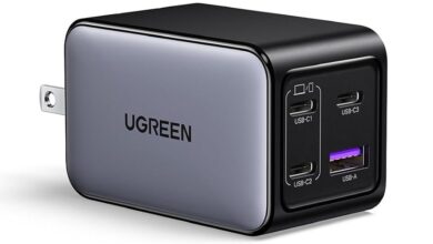Charger de 65W com 44% de desconto carrega Mac e iPhone ao mesmo tempo