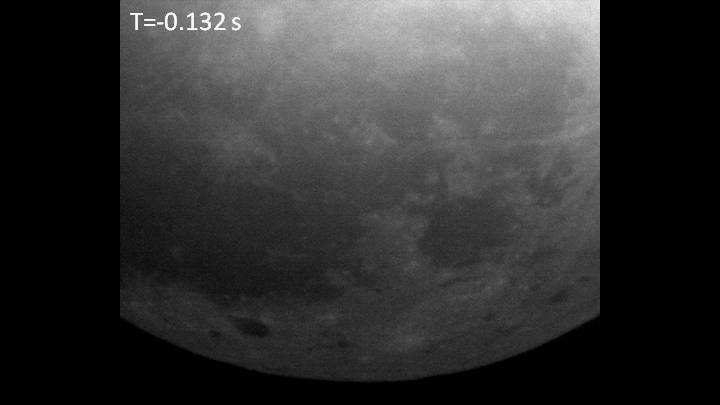 Astrônomos investigam luzes enigmáticas na Lua
