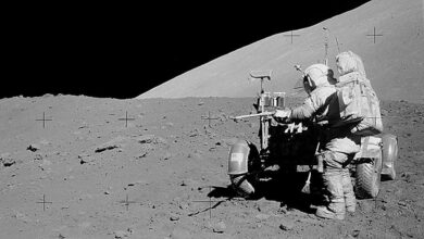 NASA abre amostras lunares da missãão Apollo 17 de 1972