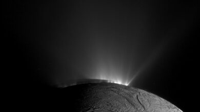 Cientistas revelam em estudo sinais de habitabilidade em Enceladus